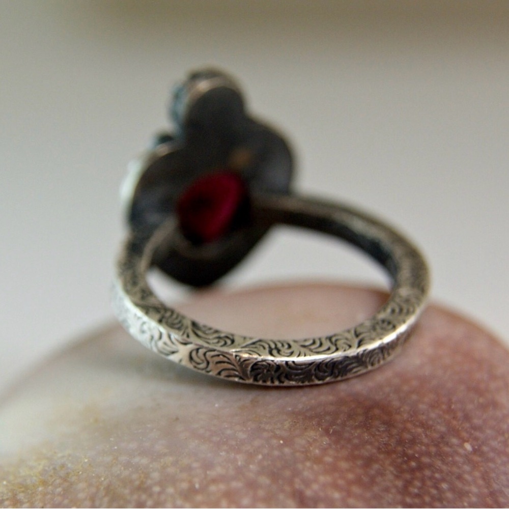 Hand Made Sacred Heart Garnet with Moonstone SterlingSilver Ring. Size 8 - Picture 4 of 5